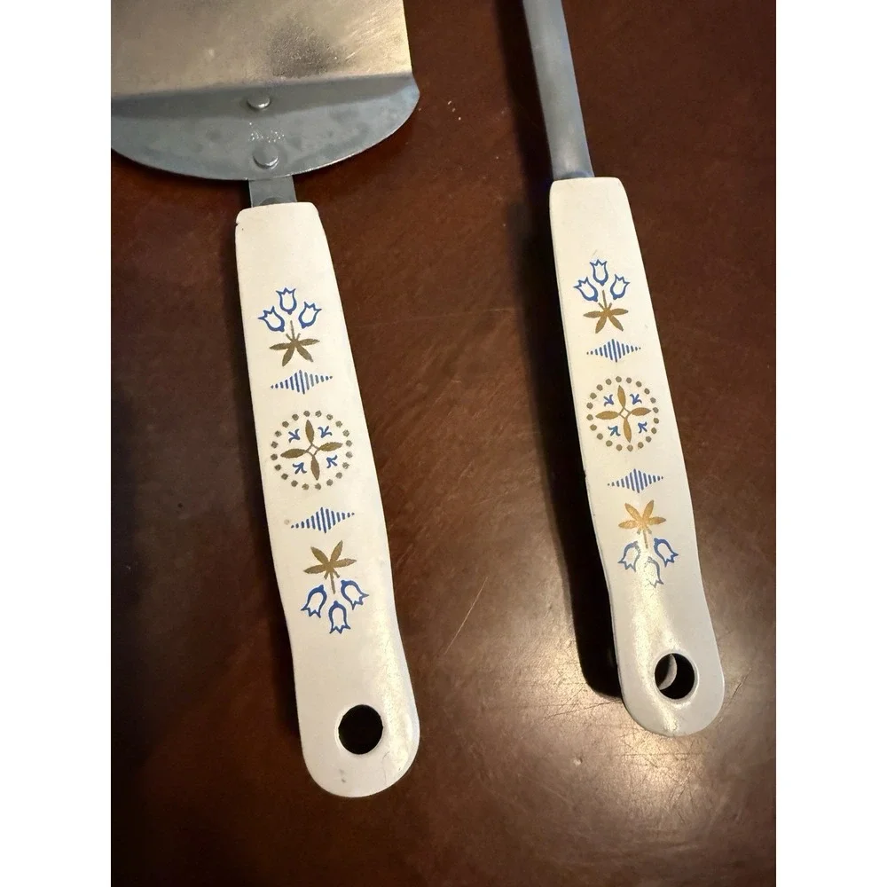 Vintage Ekco Spatula & Fork BBQ Set White Blue Gold Tulip Retro Kitchen Tool USA